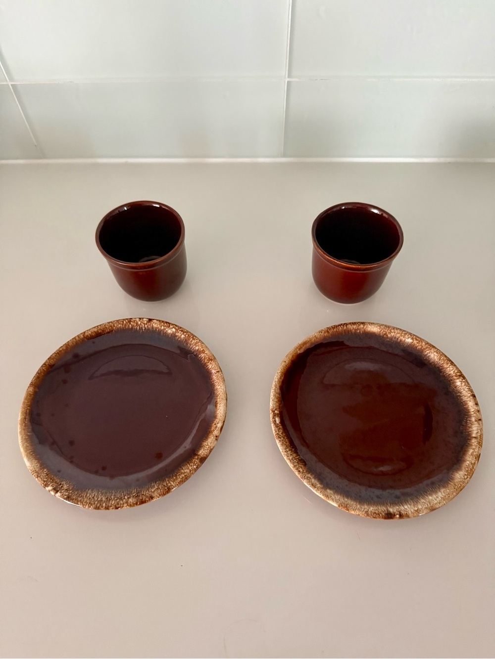 Set of 2 Hull brown drip salad plates with cups 4 piece vintage dinnerware